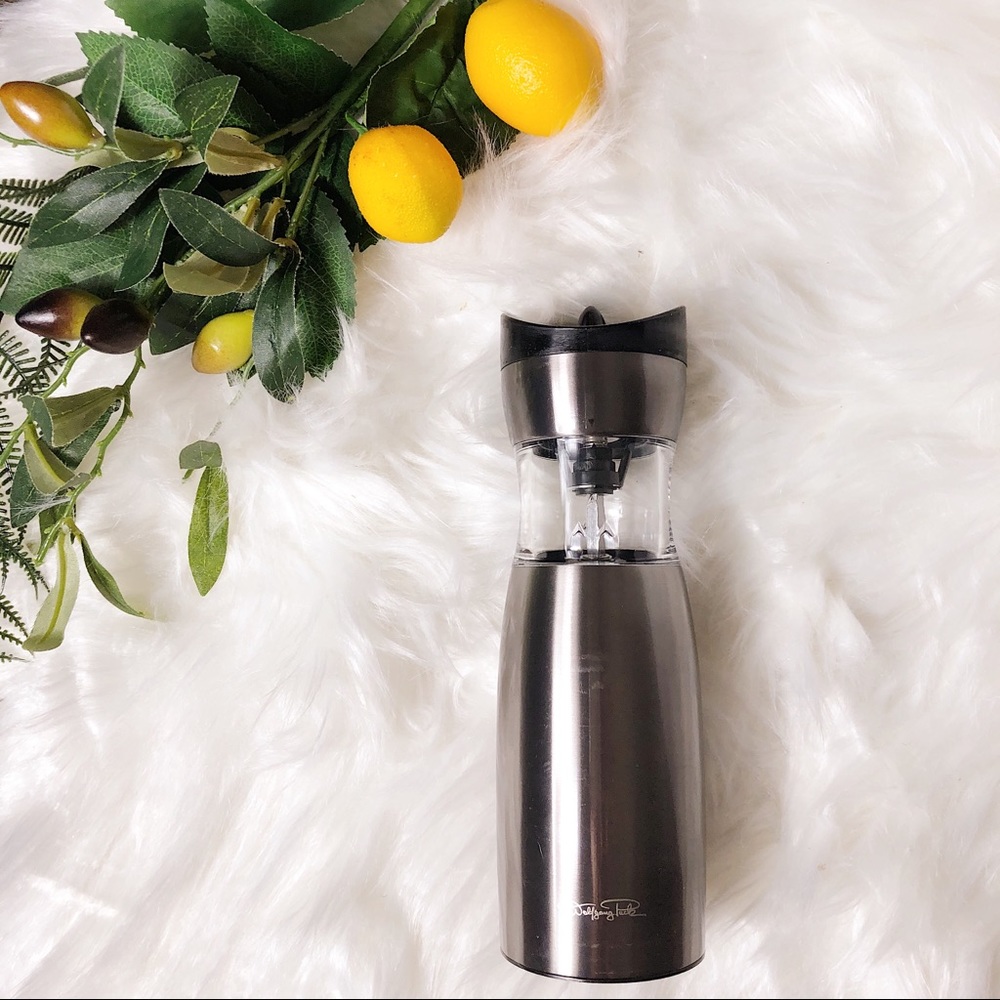 Wolfgang Puck salt & pepper mill elec gravity NWOB